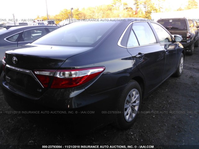 4T4BF1FK1GR541942 - 2016 TOYOTA CAMRY LE/XLE/SE/XSE BLUE photo 4