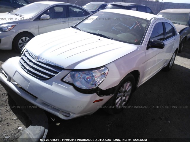 1C3LC46K48N186018 - 2008 CHRYSLER SEBRING LX WHITE photo 2