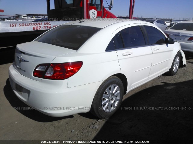 1C3LC46K48N186018 - 2008 CHRYSLER SEBRING LX WHITE photo 4