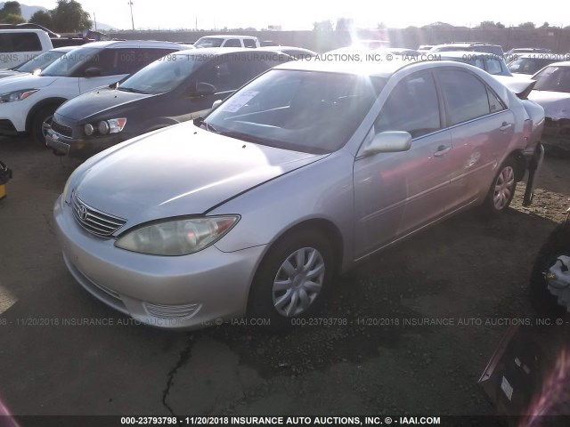 4T1BE32K96U164130 - 2006 TOYOTA CAMRY LE/XLE/SE SILVER photo 2