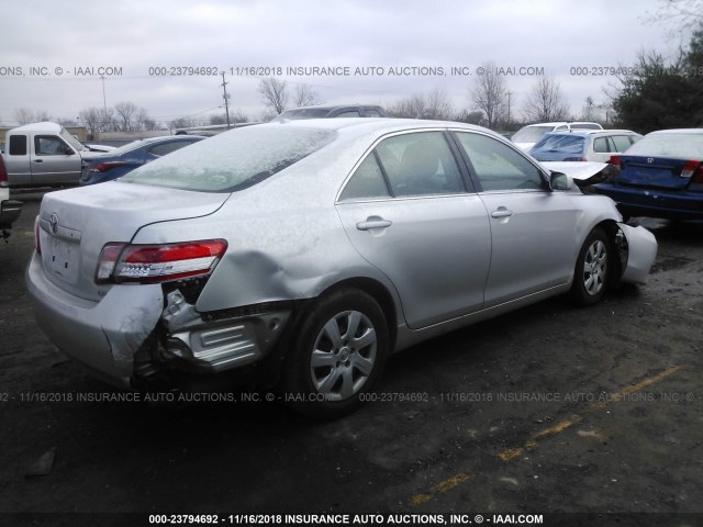 4T4BF3EK3BR203982 - 2011 TOYOTA CAMRY SE/LE/XLE 银色 照片 4