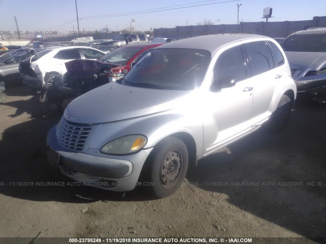 3C4FY48B52T383942 - 2002 CHRYSLER PT CRUISER CLASSIC SILVER photo 2