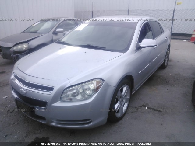 1G1ZC5EB5AF209764 - 2010 CHEVROLET MALIBU 1LT SILVER photo 2