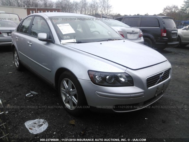 YV1MS390262202717 - 2006 VOLVO S40 2.4I SILVER photo 1