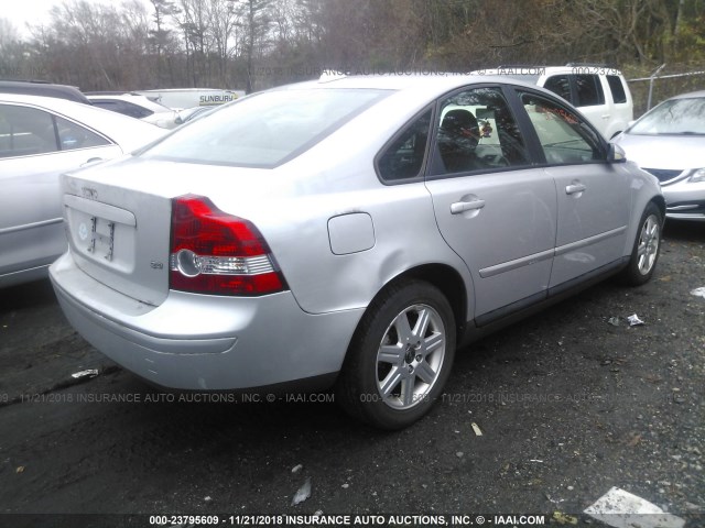 YV1MS390262202717 - 2006 VOLVO S40 2.4I SILVER photo 4