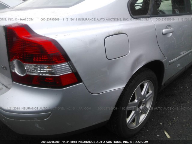 YV1MS390262202717 - 2006 VOLVO S40 2.4I SILVER photo 6