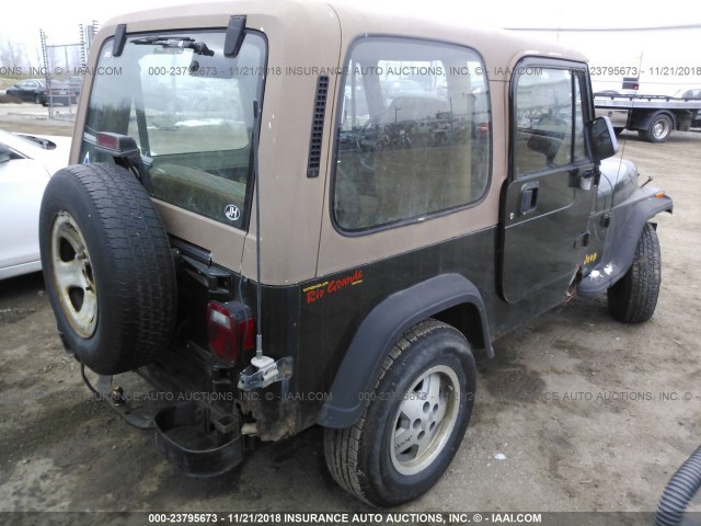 1J4FY19P2SP313712 - 1995 JEEP WRANGLER / YJ S/RIO GRANDE GREEN photo 4