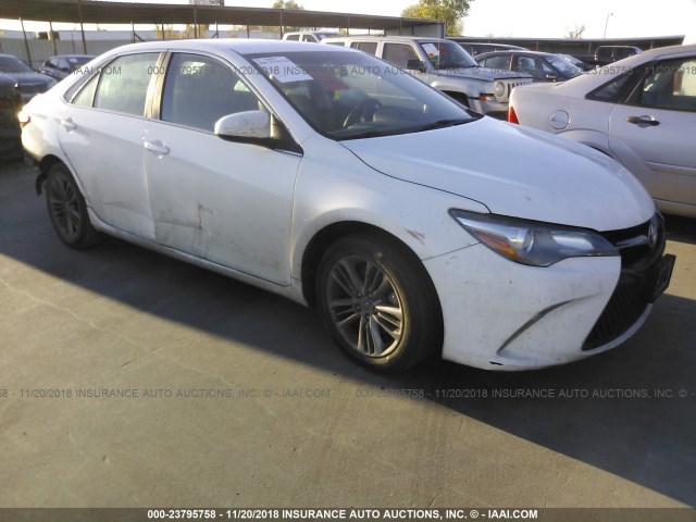 4T1BF1FK7FU104181 - 2015 TOYOTA CAMRY LE/XLE/SE/XSE 白色 照片 1