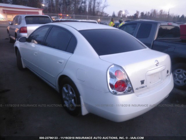 1N4AL11D95N473074 - 2005 NISSAN ALTIMA S/SL WHITE photo 3