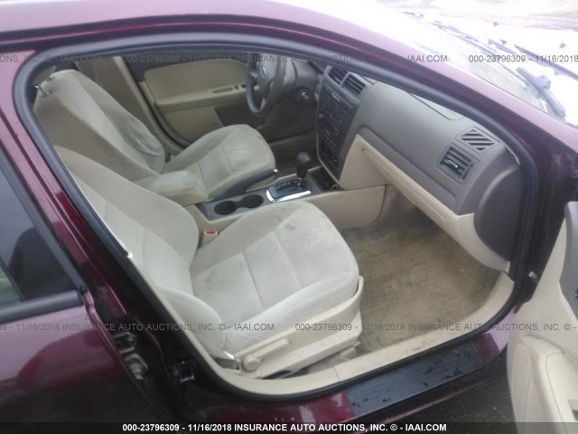 3FAFP07126R100894 - 2006 FORD FUSION SE MAROON photo 5