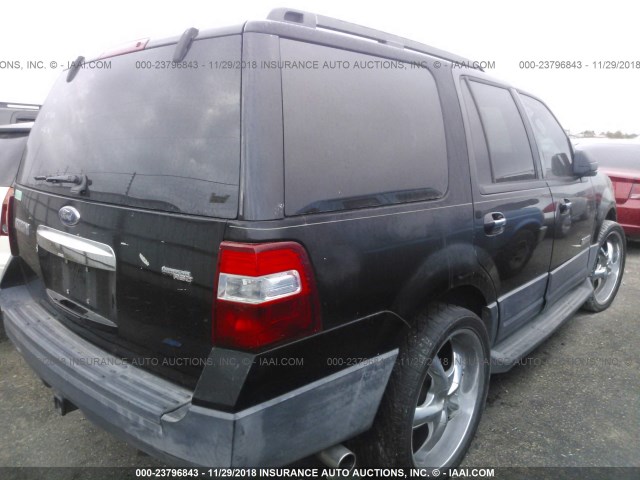 1FMFU15587LA43059 - 2007 FORD EXPEDITION XLT BLACK photo 4