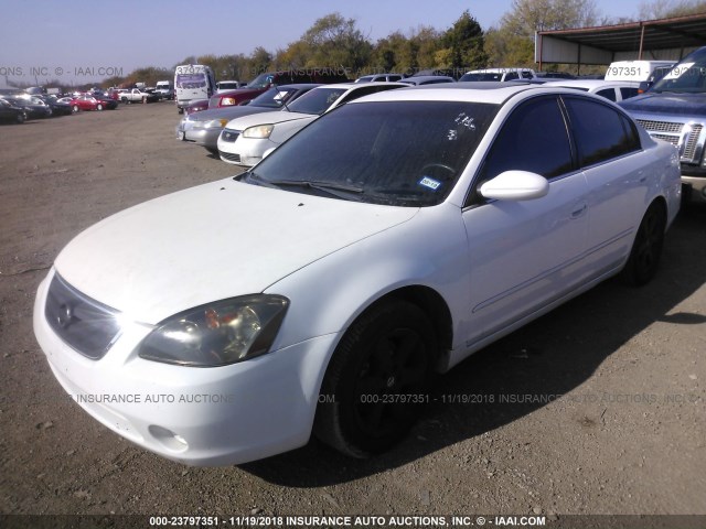 1N4AL11D12C151908 - 2002 NISSAN ALTIMA S/SL WHITE photo 2