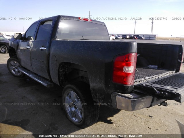 3GCPCSE05BG167463 - 2011 CHEVROLET SILVERADO C1500 LT Սև լուսանկար 3