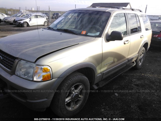 1FMZU73E62UA03861 - 2002 FORD EXPLORER XLT GOLD photo 2