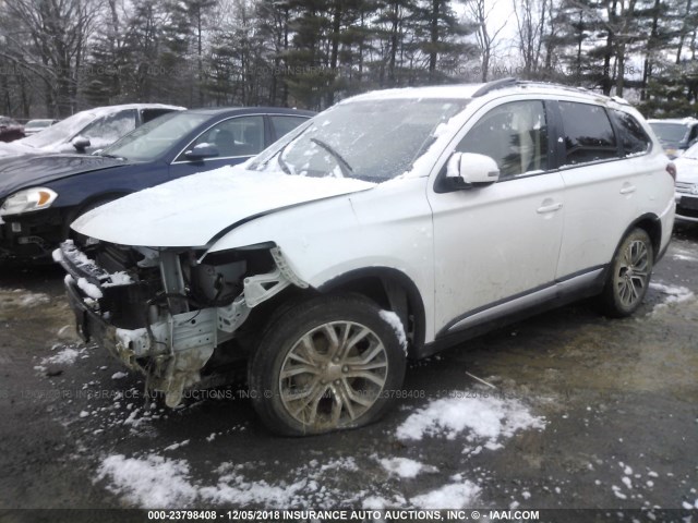 JA4AD3A37GZ010818 - 2016 MITSUBISHI OUTLANDER SE/SEL WHITE photo 2