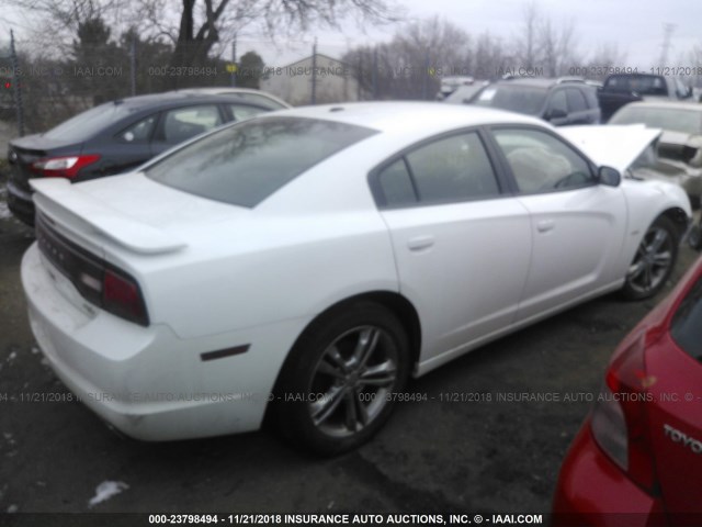 2C3CDXDT8DH532424 - 2013 DODGE CHARGER R/T WHITE photo 4