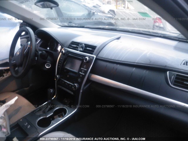 4T1BF1FK5FU491359 - 2015 TOYOTA CAMRY LE/XLE/SE/XSE BLACK photo 5
