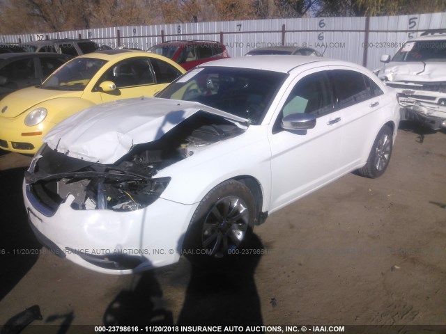 1C3CCBCGXDN754819 - 2013 CHRYSLER 200 LIMITED WHITE photo 2