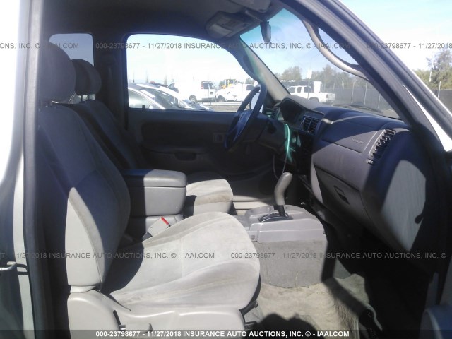 5TESM92N22Z035667 - 2002 TOYOTA TACOMA XTRACAB PRERUNNER ვერცხლისფერი ფოტო 5