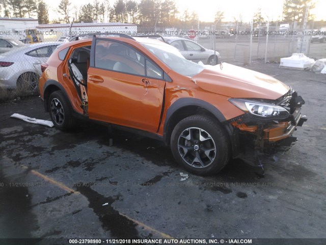 JF2GTADCXJH230696 - 2018 SUBARU CROSSTREK ORANGE photo 1