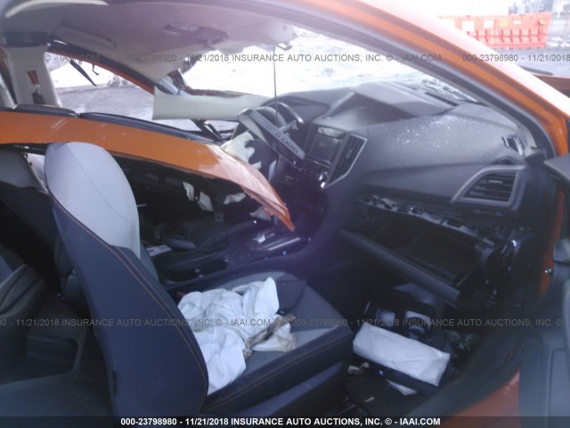 JF2GTADCXJH230696 - 2018 SUBARU CROSSTREK ORANGE photo 5