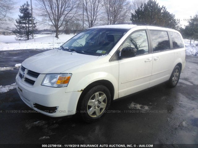 2D8HN44E09R677717 - 2009 DODGE GRAND CARAVAN SE WHITE photo 2