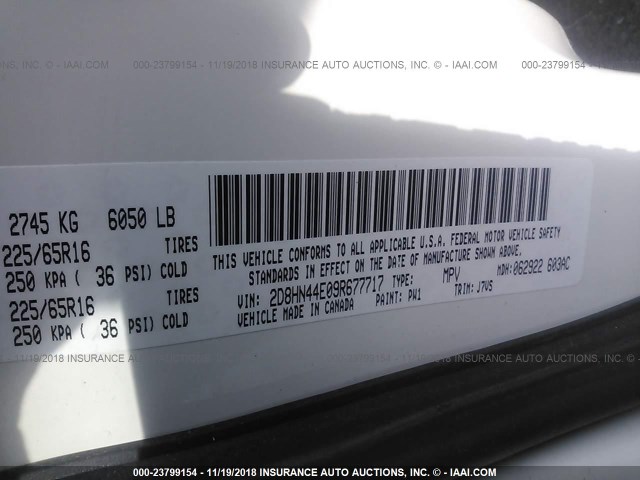 2D8HN44E09R677717 - 2009 DODGE GRAND CARAVAN SE WHITE photo 9