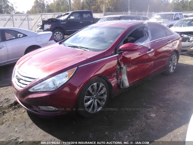 5NPEC4AC1DH648579 - 2013 HYUNDAI SONATA SE/LIMITED RED photo 2