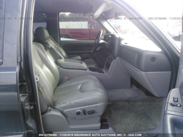 1GKEK13Z83R124604 - 2003 GMC YUKON GRAY photo 5