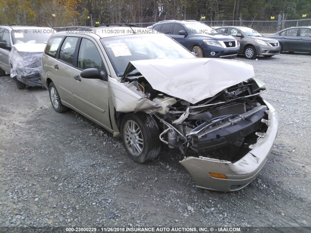 1FAHP36N07W125855 - 2007 FORD FOCUS ZXW/S/SE/SES GOLD photo 1