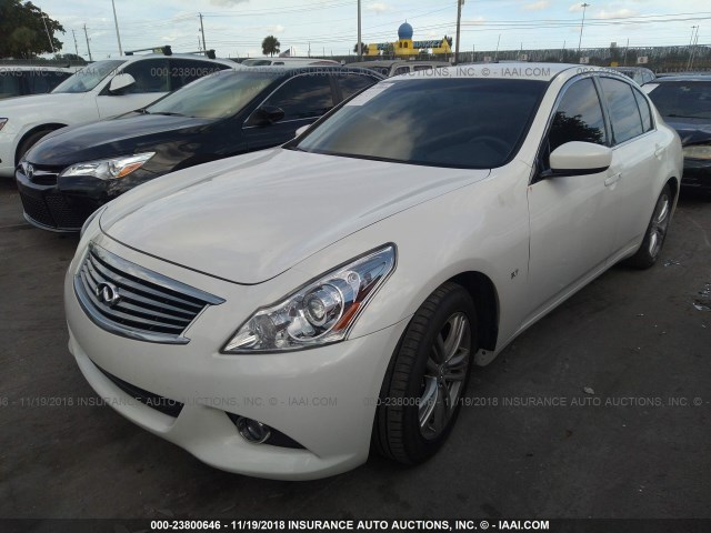 JN1CV6AP8FM503695 - 2015 INFINITI Q40 WHITE photo 2