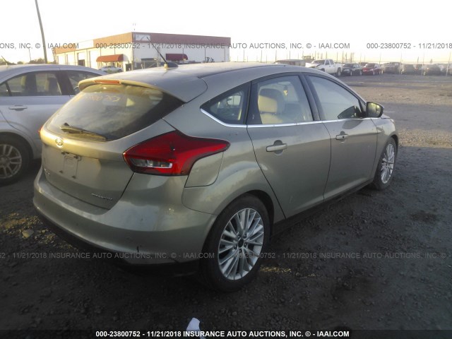 1FADP3N24GL302897 - 2016 FORD FOCUS TITANIUM GRAY photo 4