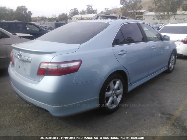 4T1BK46K57U529199 - 2007 TOYOTA CAMRY NEW GENERAT LE/XLE/SE Light Blue photo 4