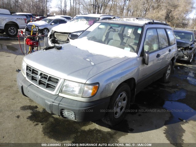 JF1SF6356YG722342 - 2000 SUBARU FORESTER L SILVER photo 2