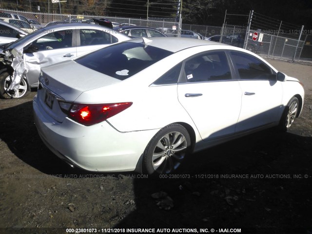 5NPEC4AC4BH198813 - 2011 HYUNDAI SONATA SE/LIMITED WHITE photo 4