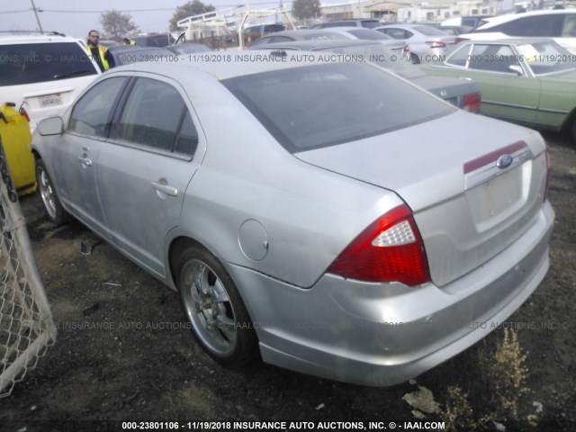 3FADP0L37AR236803 - 2010 FORD FUSION HYBRID SILVER photo 3