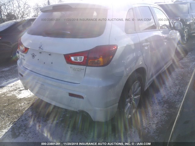 JA4AR4AU5BZ016321 - 2011 MITSUBISHI OUTLANDER SPORT SE WHITE photo 4