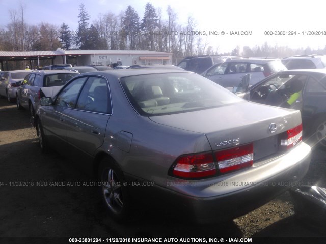 JT8BF28G1Y0279196 - 2000 LEXUS ES 300 SILVER photo 3