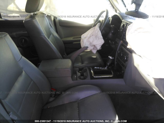 1J8HG48K07C584817 - 2007 JEEP COMMANDER Tünd qırmızı foto 5