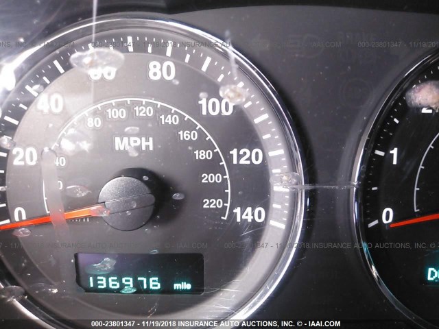 1J8HG48K07C584817 - 2007 JEEP COMMANDER Tünd qırmızı foto 7