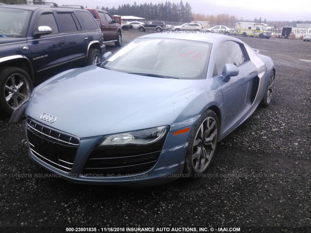 WUAENAFG4BN001064 - 2011 AUDI R8 5.2 QUATTRO BLUE photo 2