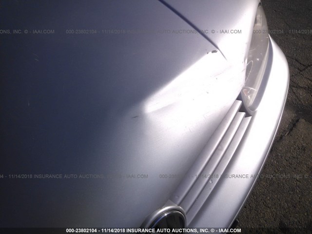 9BWGR61J044043921 - 2004 VOLKSWAGEN GOLF GLS TDI SILVER photo 6