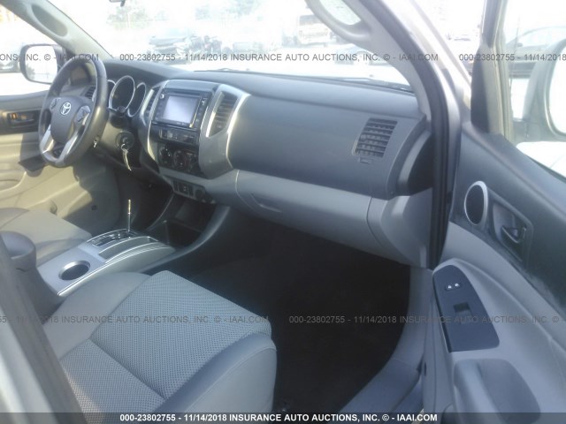 3TMJU4GN4EM163918 - 2014 TOYOTA TACOMA DOUBLE CAB PRERUNNER SILVER photo 5