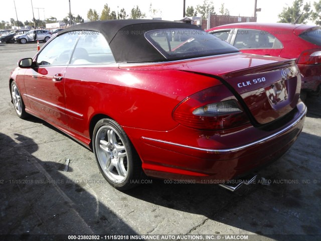 WDBTK72G68T098325 - 2008 MERCEDES-BENZ CLK 550 RED photo 3