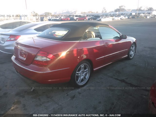 WDBTK72G68T098325 - 2008 MERCEDES-BENZ CLK 550 RED photo 4