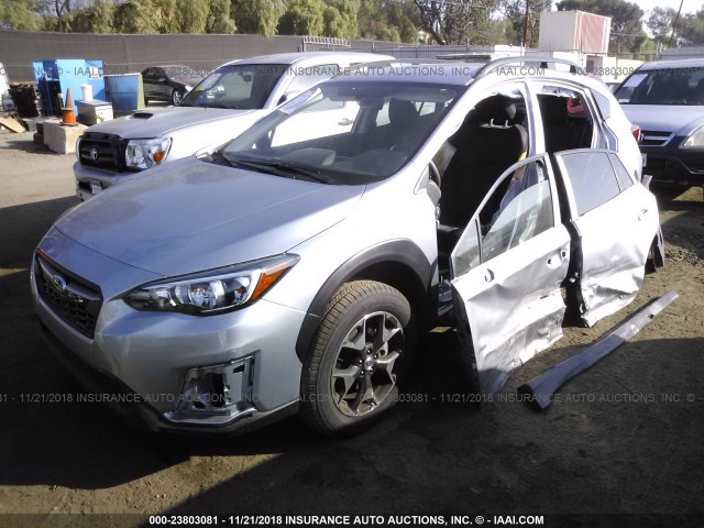 JF2GTAAC7J9291695 - 2018 SUBARU CROSSTREK SILVER photo 2