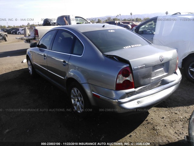 WVWPD63B02P177869 - 2002 VOLKSWAGEN PASSAT GLS SILVER photo 3