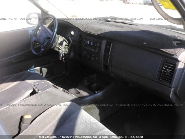 1D7HL38N44S768382 - 2004 DODGE DAKOTA QUAD SPORT BLACK photo 5