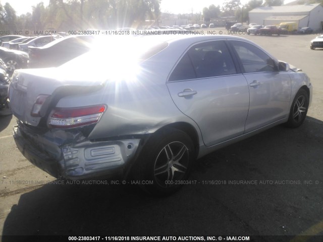 4T4BF3EK9BR136580 - 2011 TOYOTA CAMRY SE/LE/XLE 银色 照片 4
