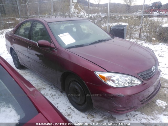 4T1BE32K12U003670 - 2002 TOYOTA CAMRY LE/XLE/SE RED photo 1